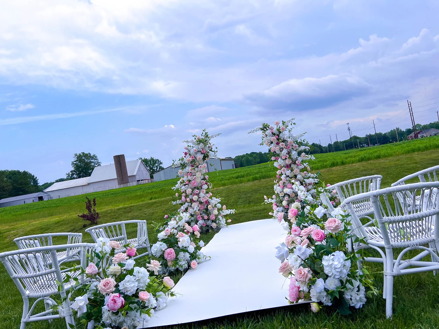 Outdoor wedding flowers