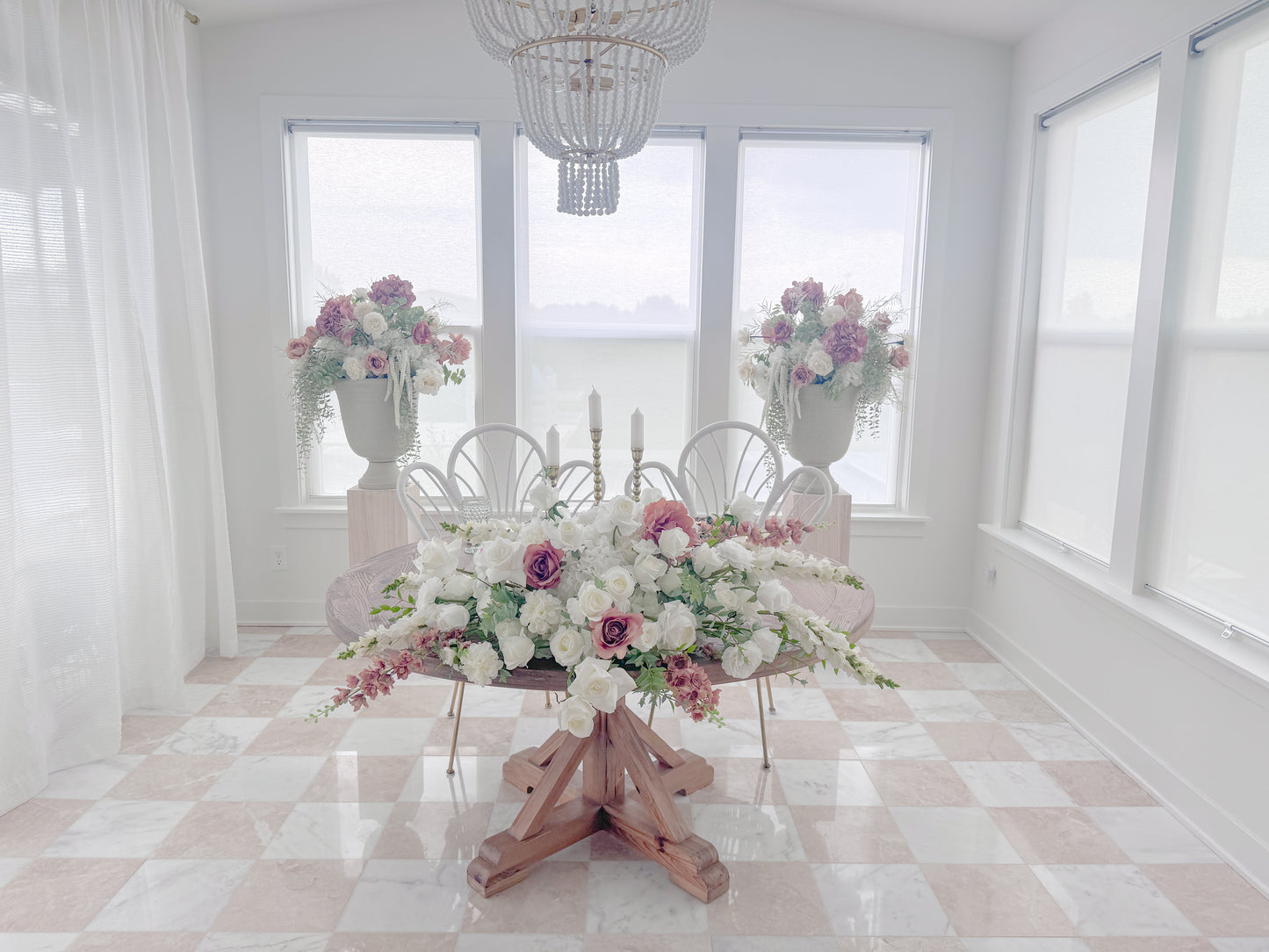 Gwen Arch Sweetheart Table Arrangement