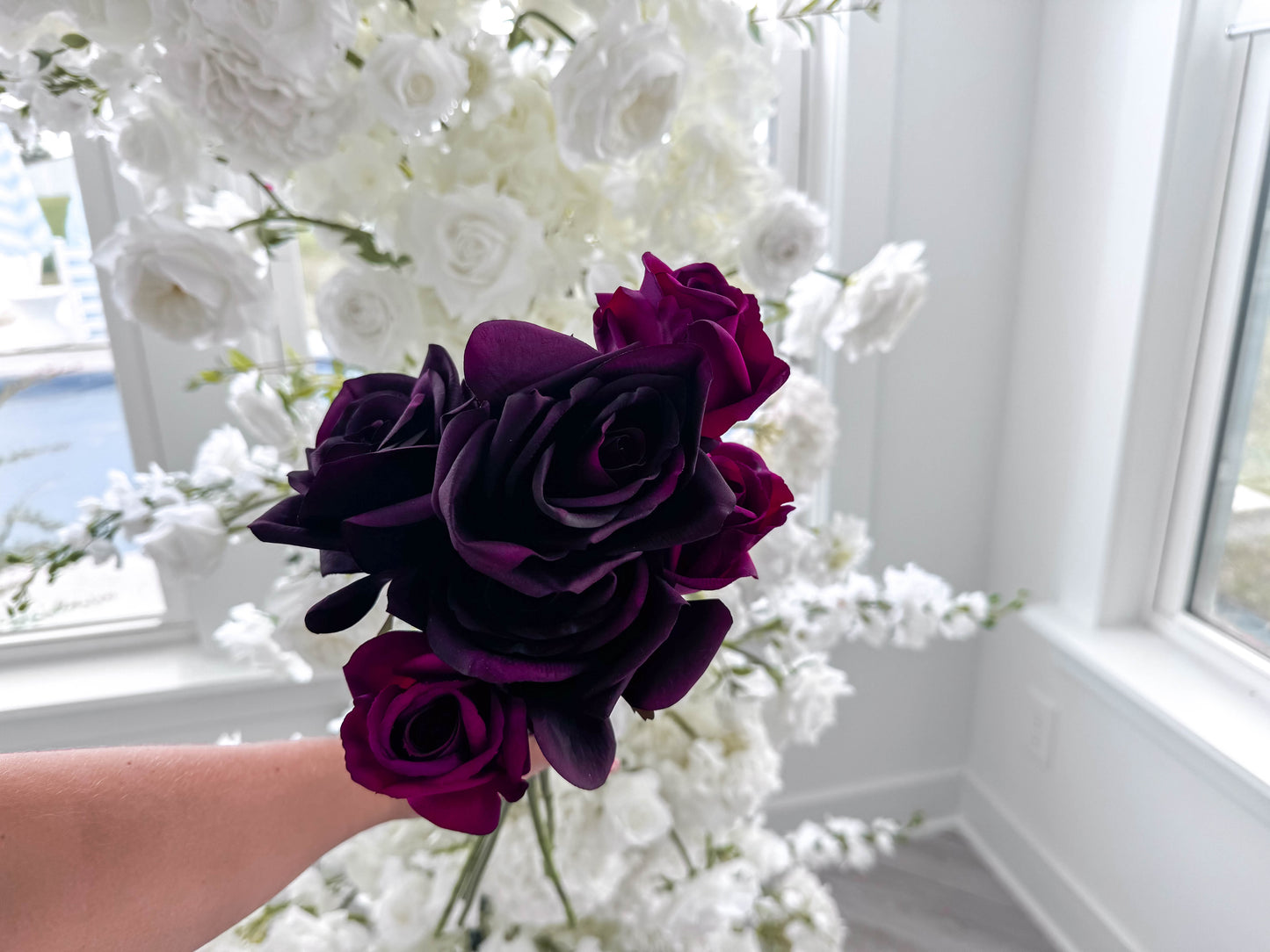 Gwen Floral Urns Set